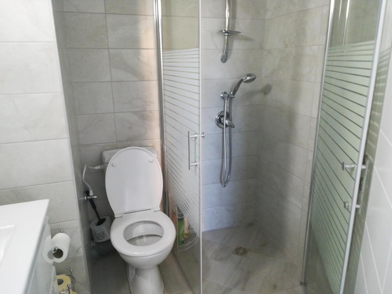 Apartment By The Lake Tiberiade Esterno foto