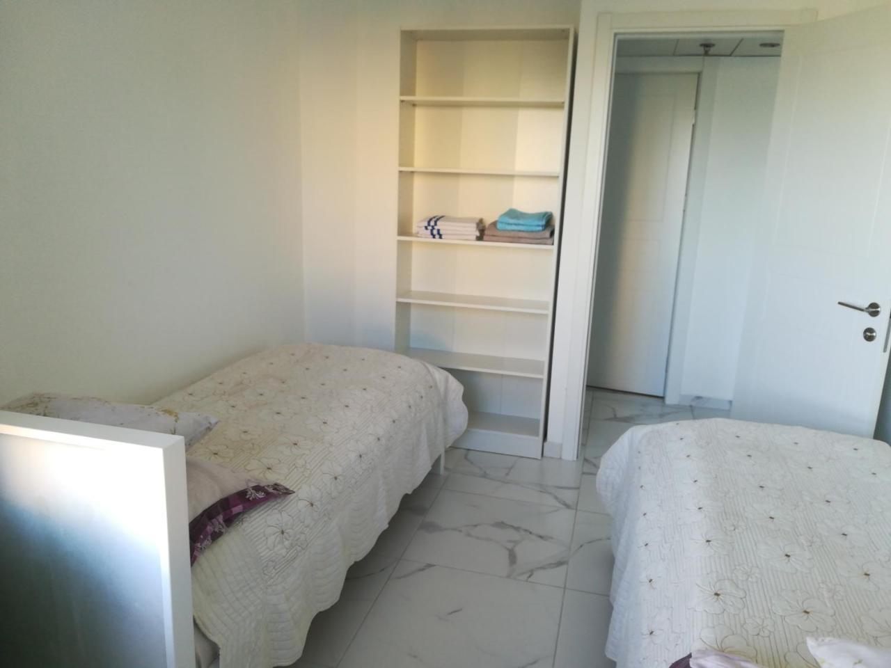 Apartment By The Lake Tiberiade Esterno foto