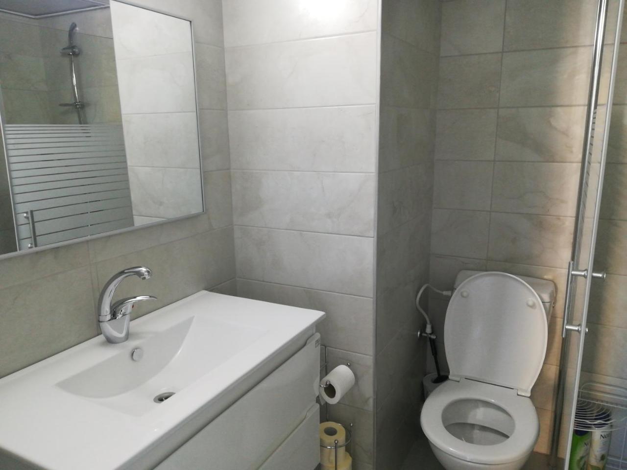 Apartment By The Lake Tiberiade Esterno foto