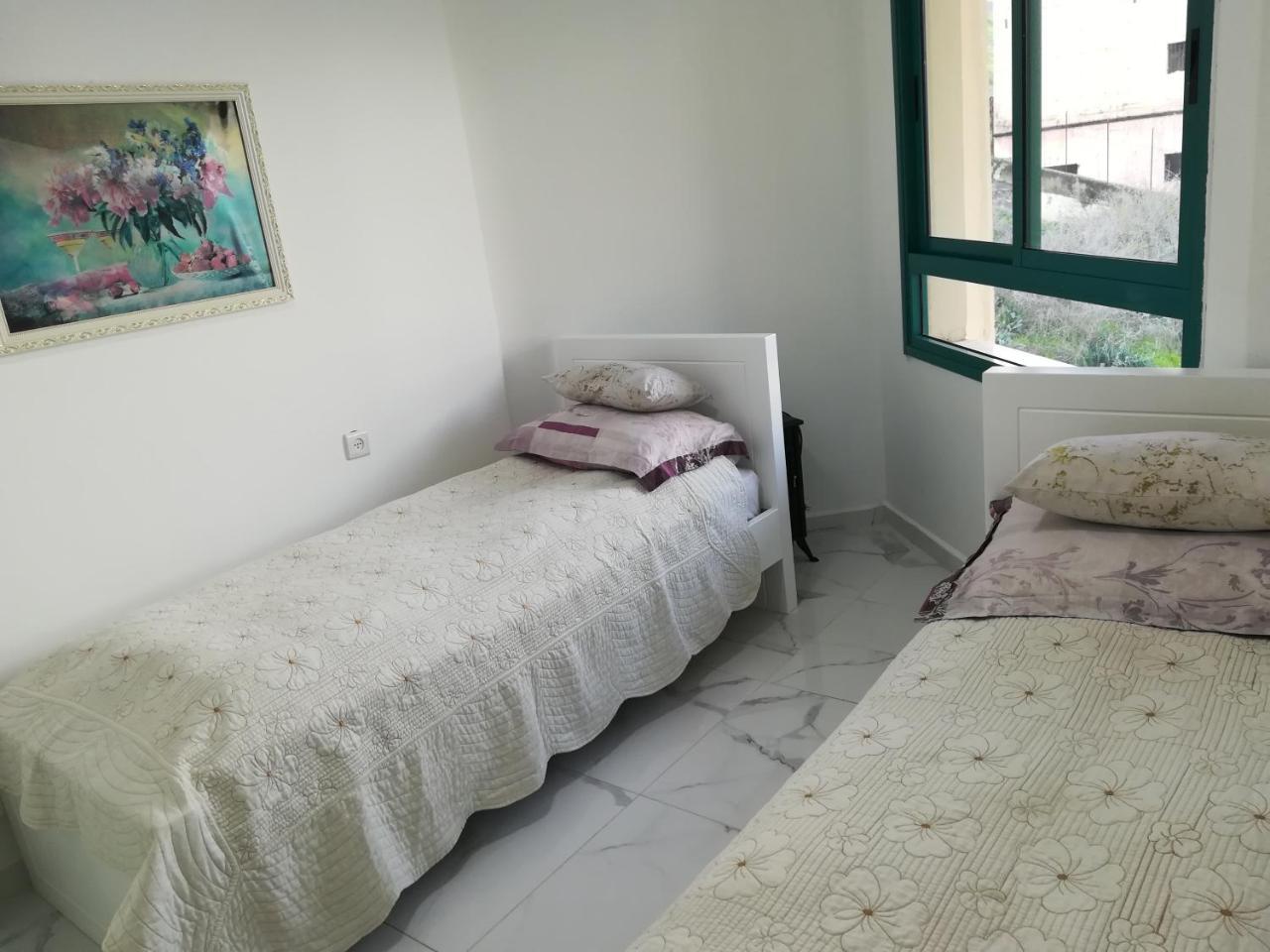 Apartment By The Lake Tiberiade Esterno foto
